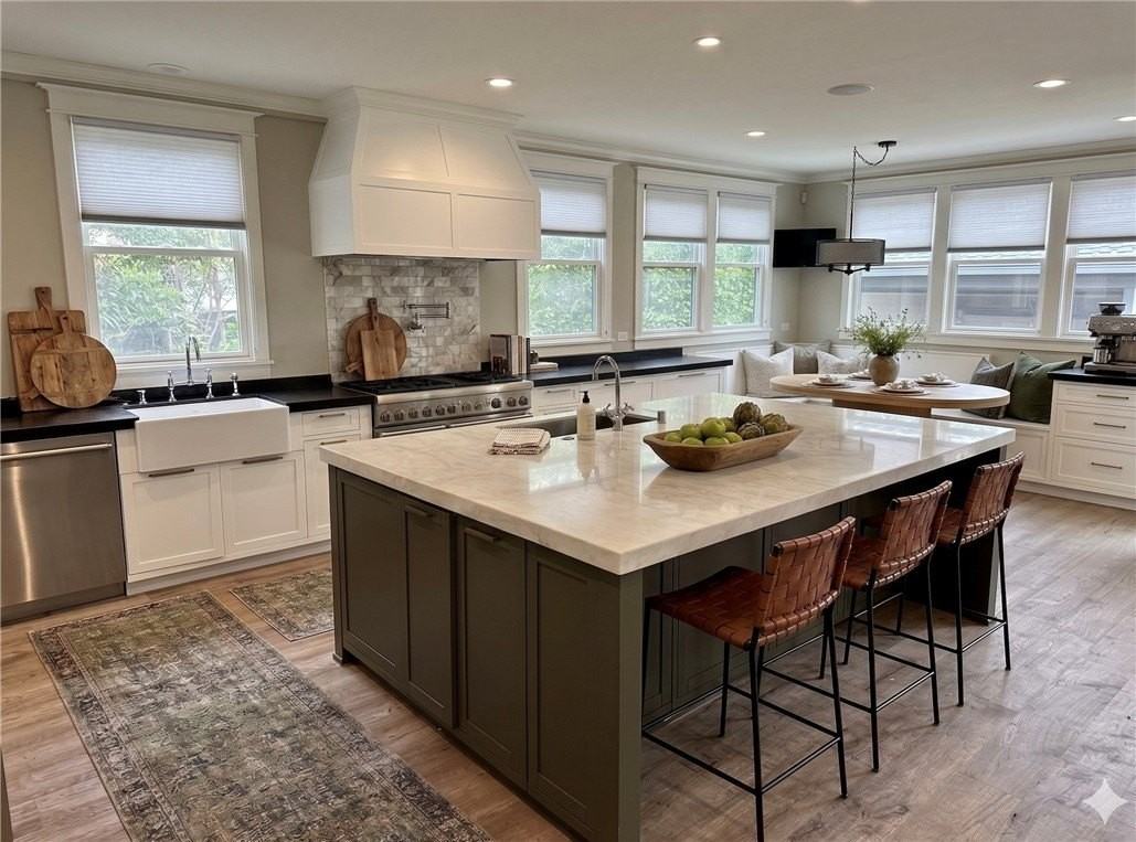 1616 N Ogden Dr - Photo 4 of 50