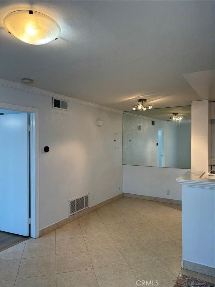 26191 La Real #A - Photo 6 of 9
