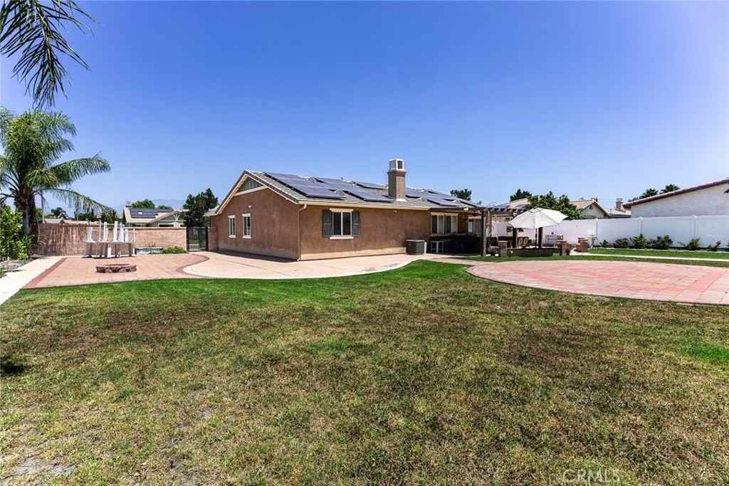 14325 Coyote Valley St - Photo 5 of 31