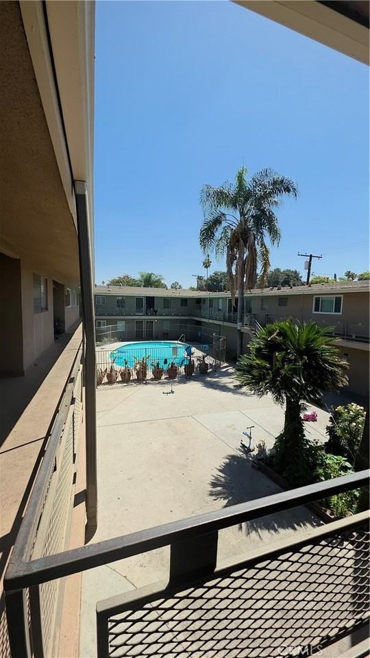 7490 Magnolia Ave #U - Photo 6 of 8