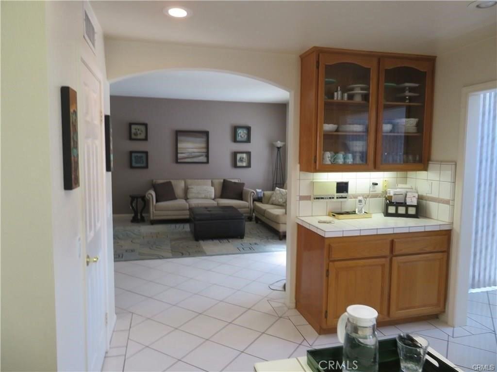 5335 Avenida El Cid - Photo 4 of 21