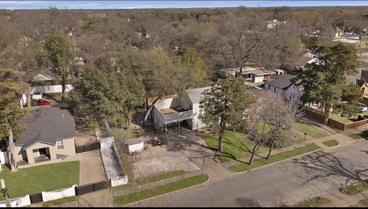 928 S Windomere Ave #D - Photo 2 of 15