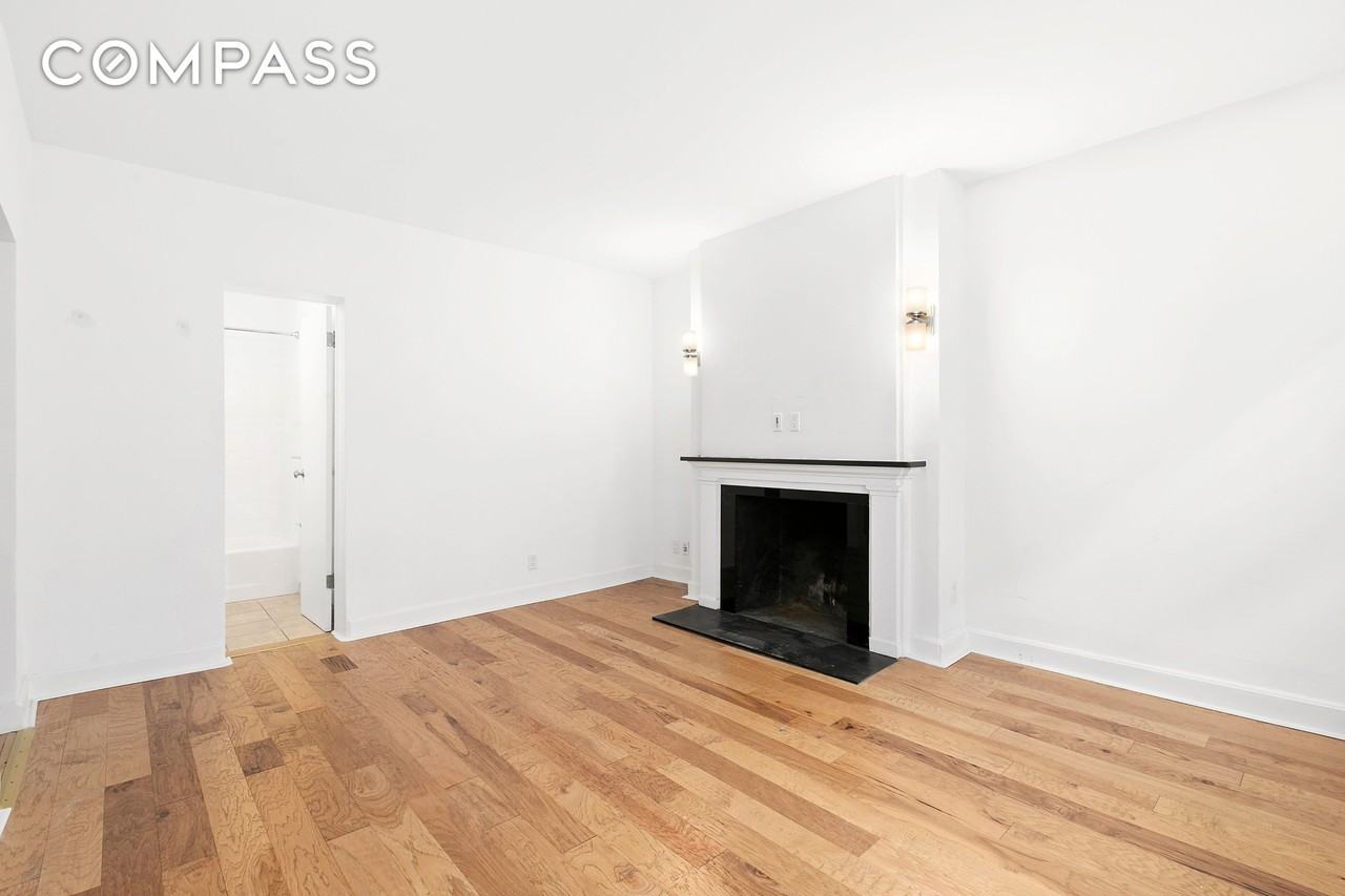 50 Charles St #2 - Photo 4 of 6