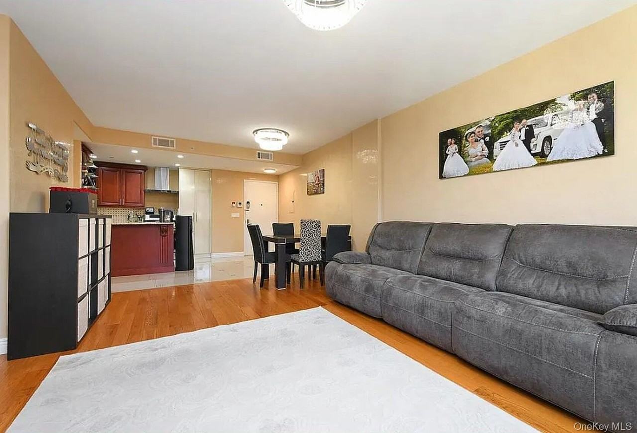 6336 99th St #5E - Photo 3 of 19