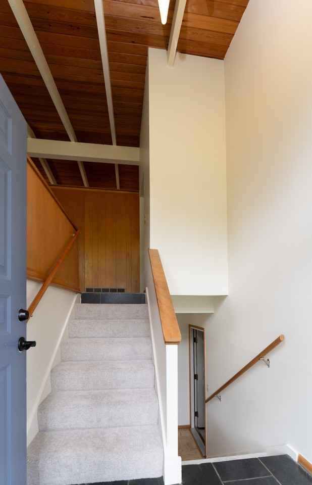 12647 Southeast 54th Street Bellevue WA 98006 #1 - Photo 4 of 42