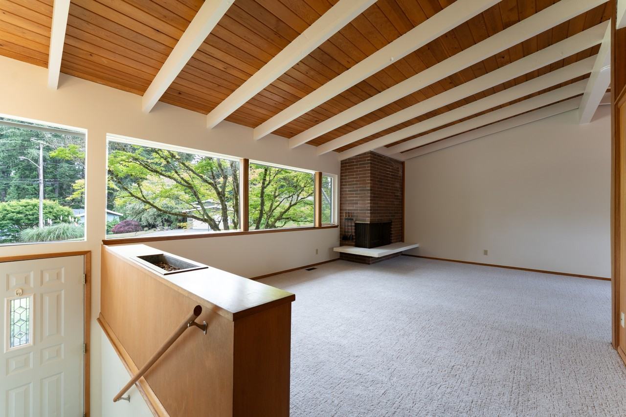 12647 Southeast 54th Street Bellevue WA 98006 #1 - Photo 5 of 42