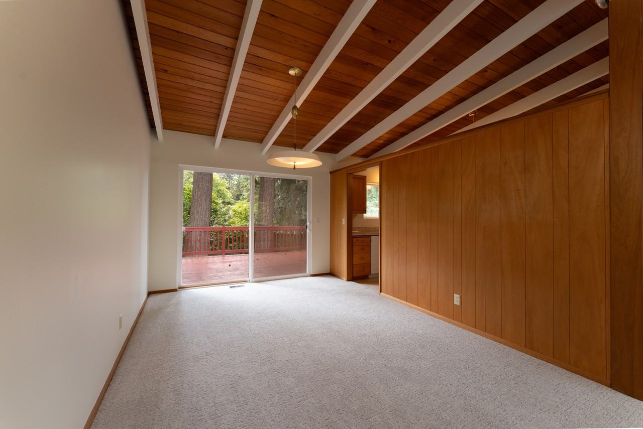 12647 Southeast 54th Street Bellevue WA 98006 #1 - Photo 7 of 42