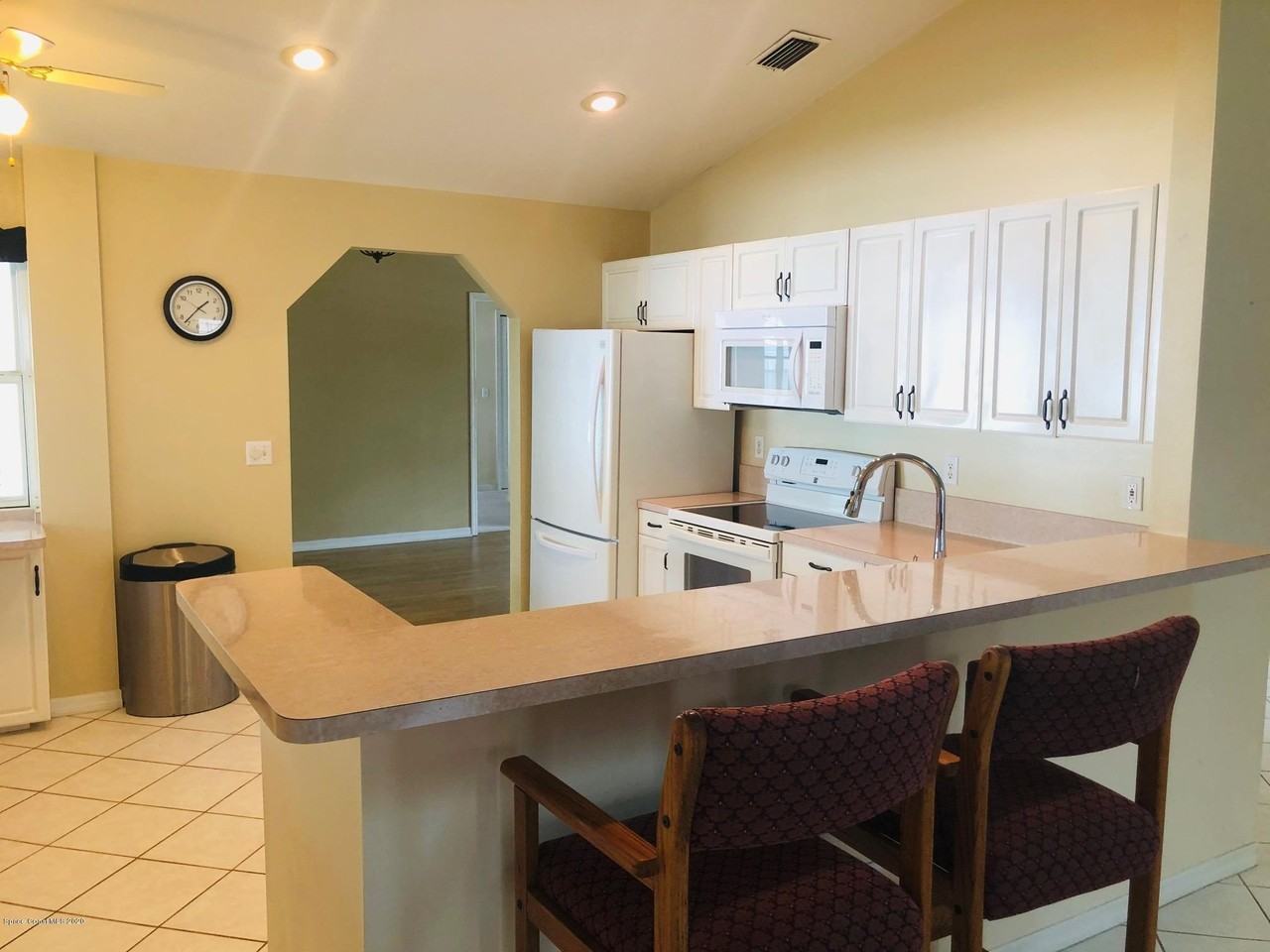 1256 Winding Meadows Rd - Photo 7 of 16
