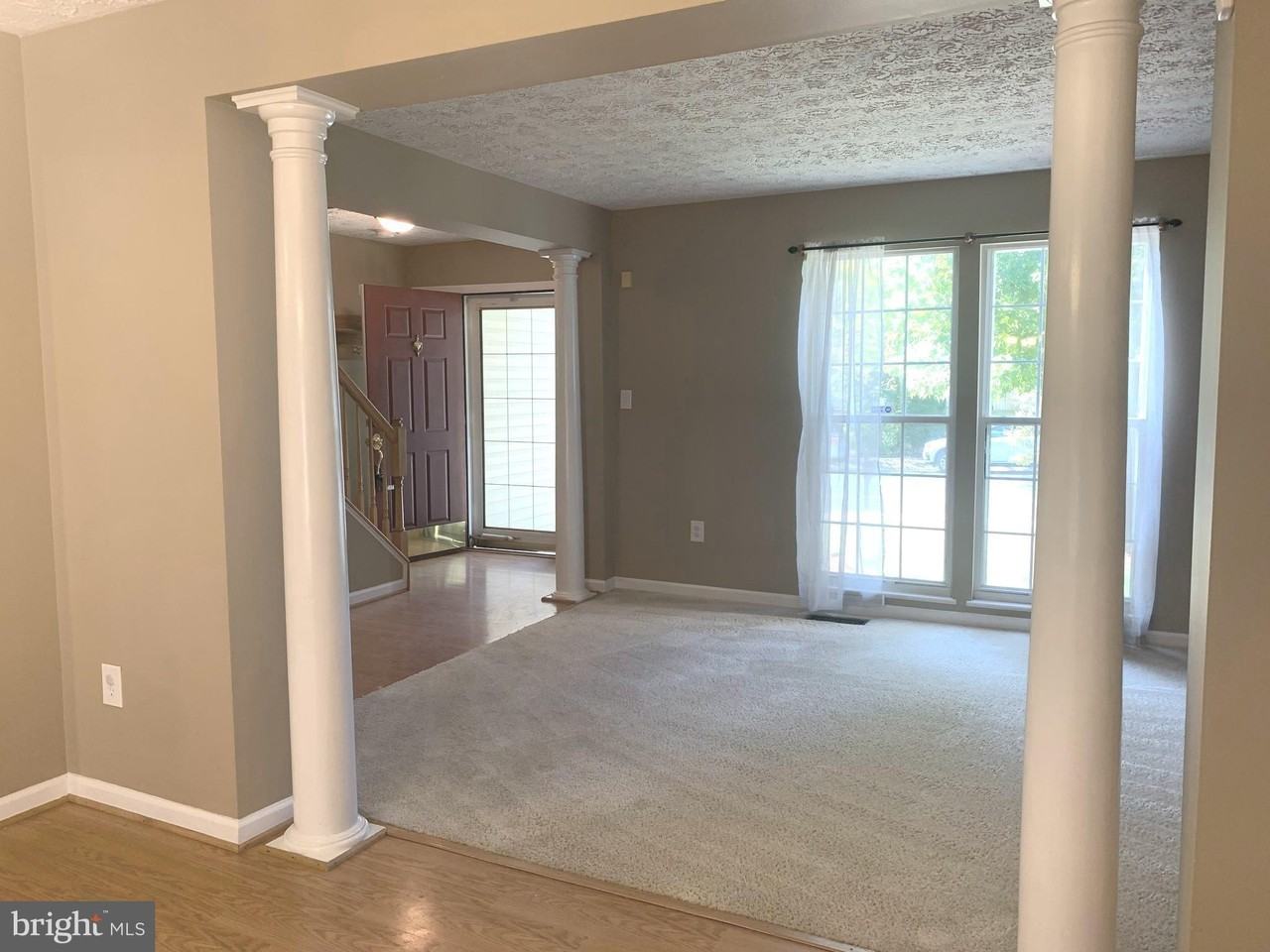 7931 Carriage Dr - Photo 6 of 42