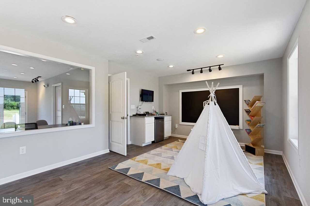 12463 Jackson Ave #3 - Photo 4 of 22