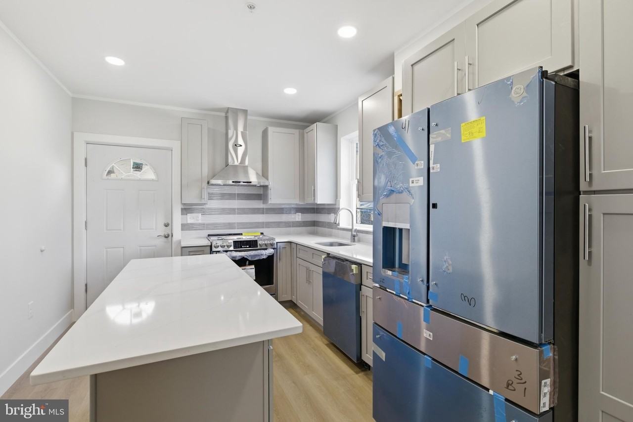 1511 W Flora St - Photo 2 of 41