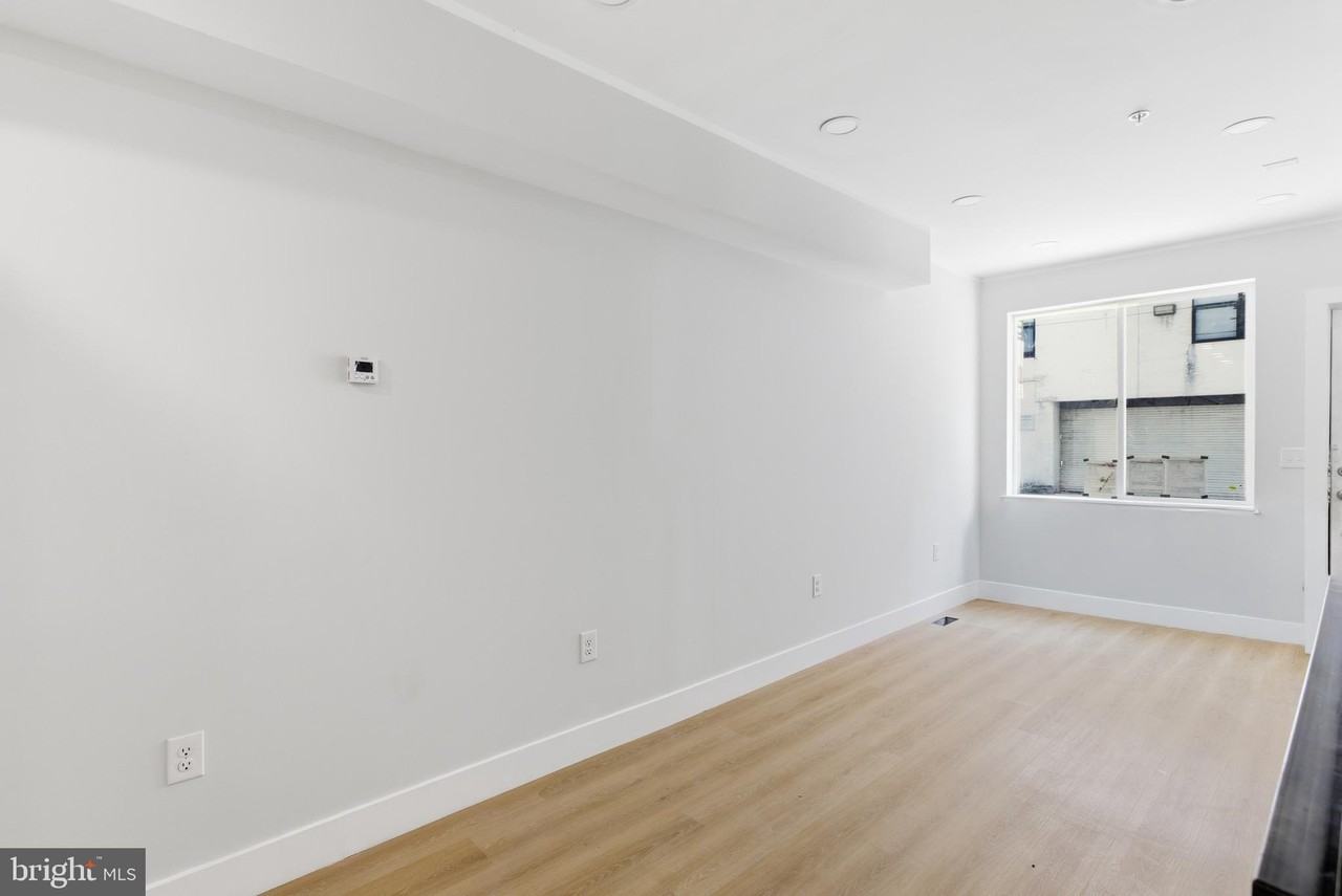 1511 W Flora St - Photo 7 of 41
