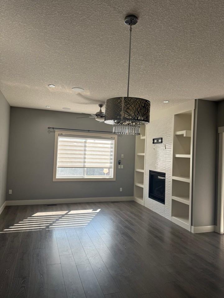 2170 74 Ave SE - Photo 4 of 20