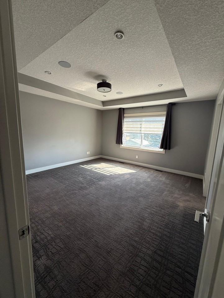 2170 74 Ave SE - Photo 6 of 20