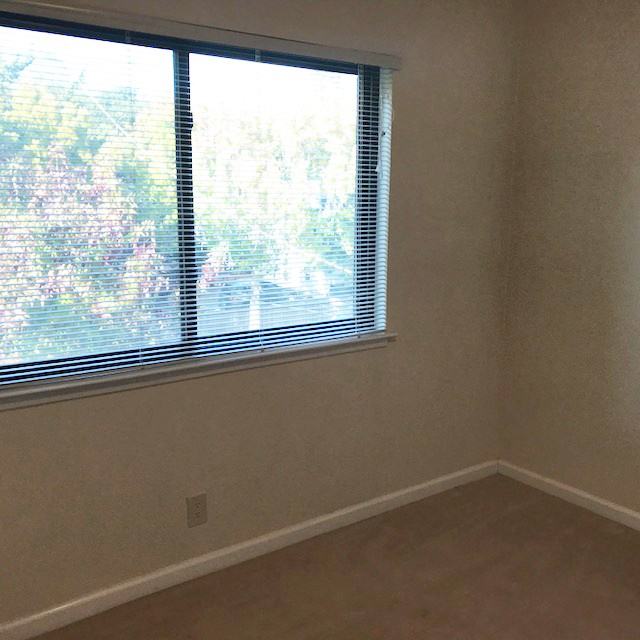 389 Alcatraz Ave - Photo 6 of 8