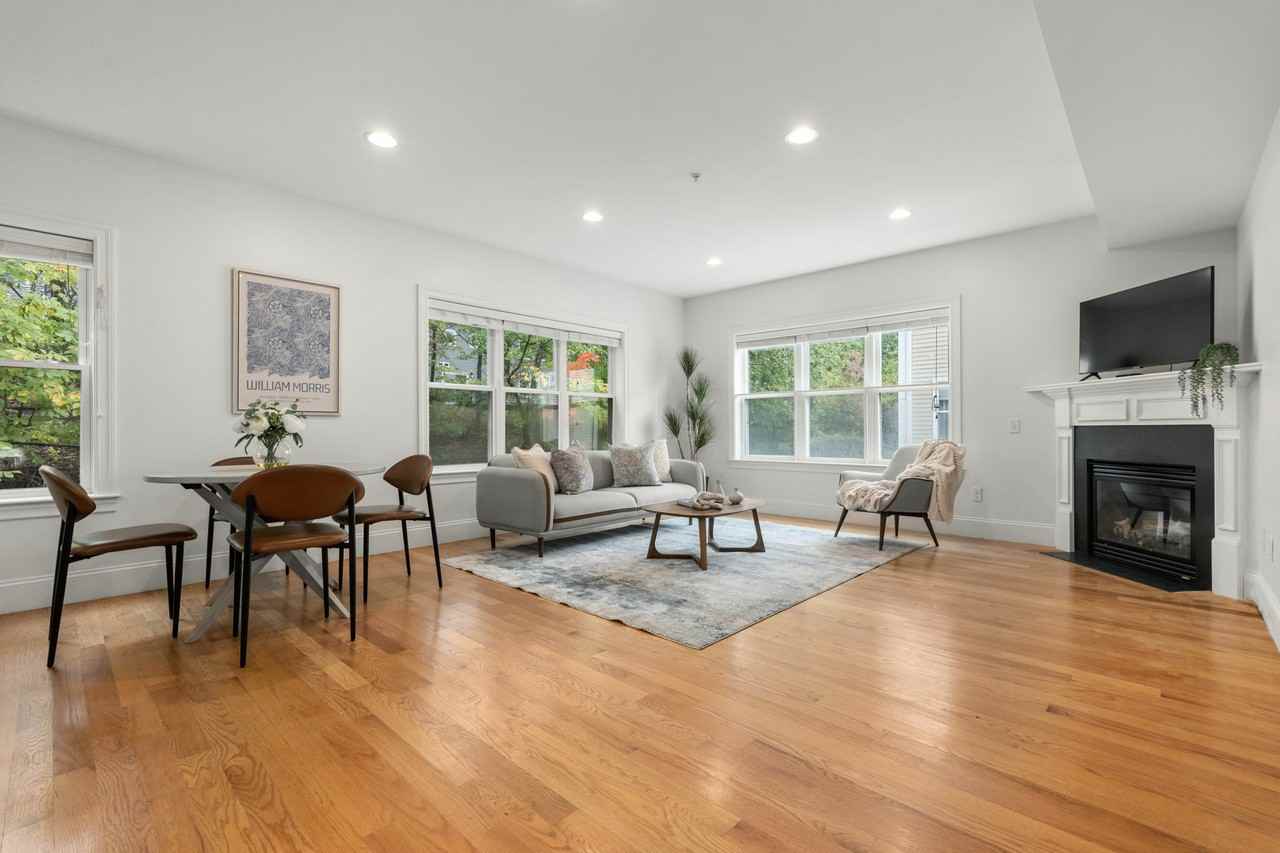865 Lagrange St #5