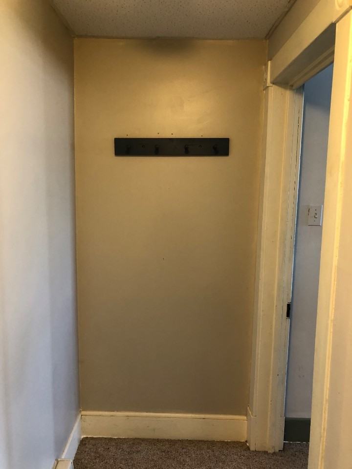 306 N Jefferson St - Photo 3 of 10