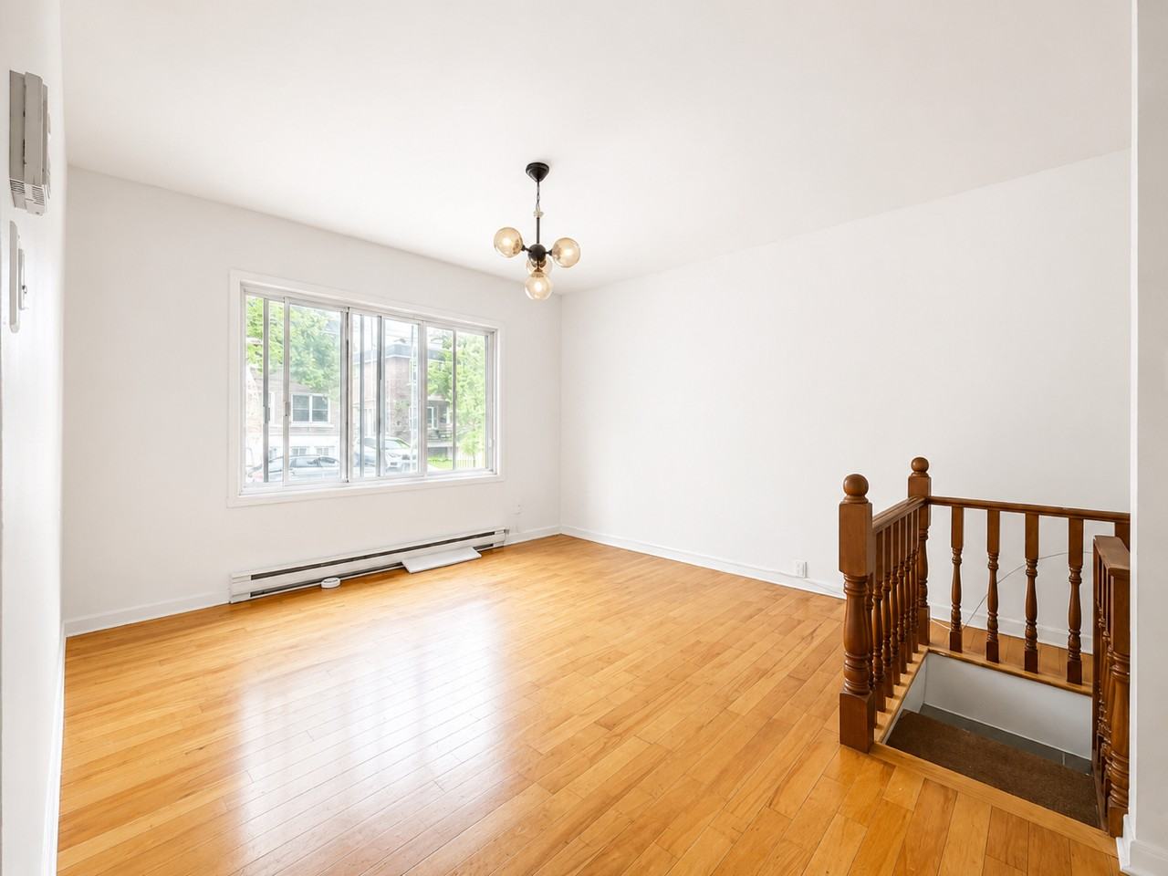 1815 Rue Denonville - Photo 4 of 11