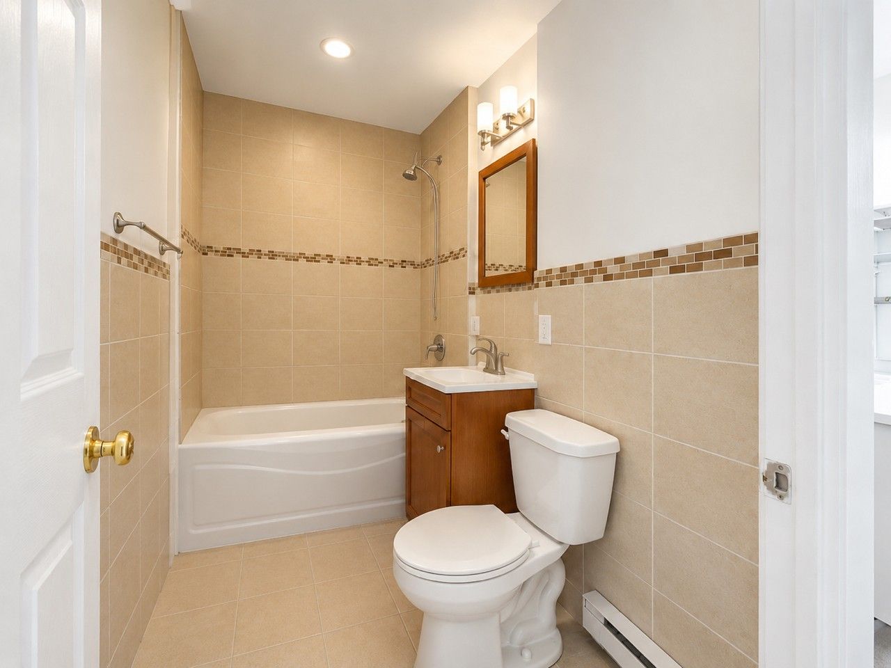 1815 Rue Denonville - Photo 5 of 11