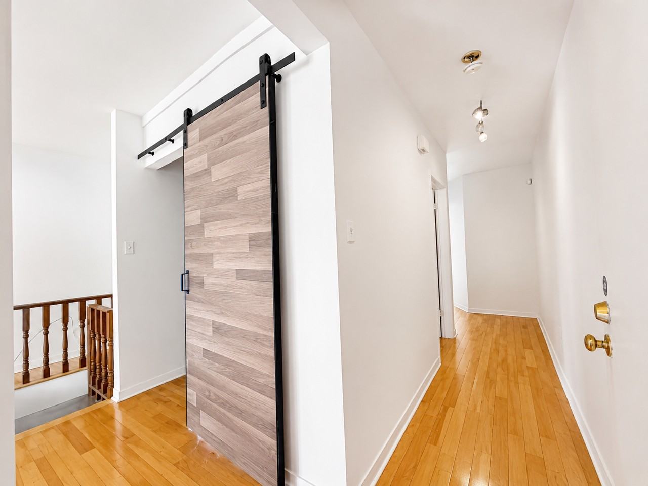 1815 Rue Denonville - Photo 7 of 12