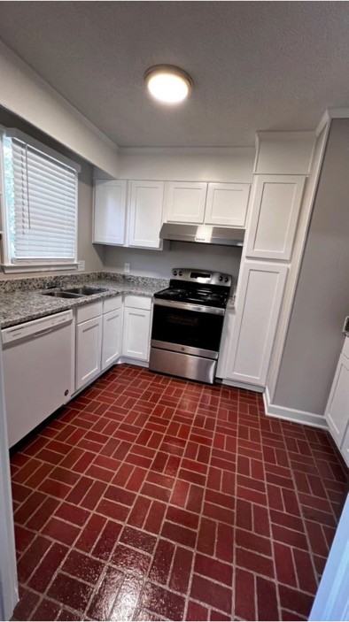 8934 Jefferson St #4A - Photo 3 of 12