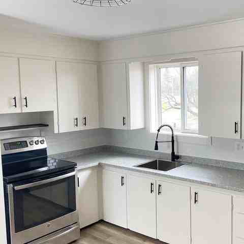 30 Joyce Avenue #3 - Photo 4 of 7