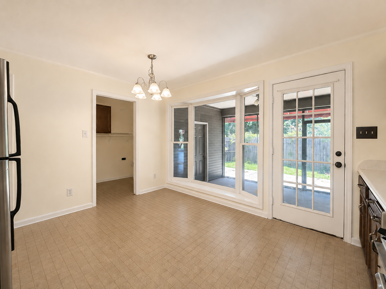 2152 Westbury Ct Sw #1 - Photo 3 of 9