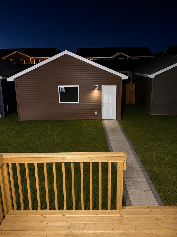 16627 30 Ave Sw #1 - Photo 4 of 12