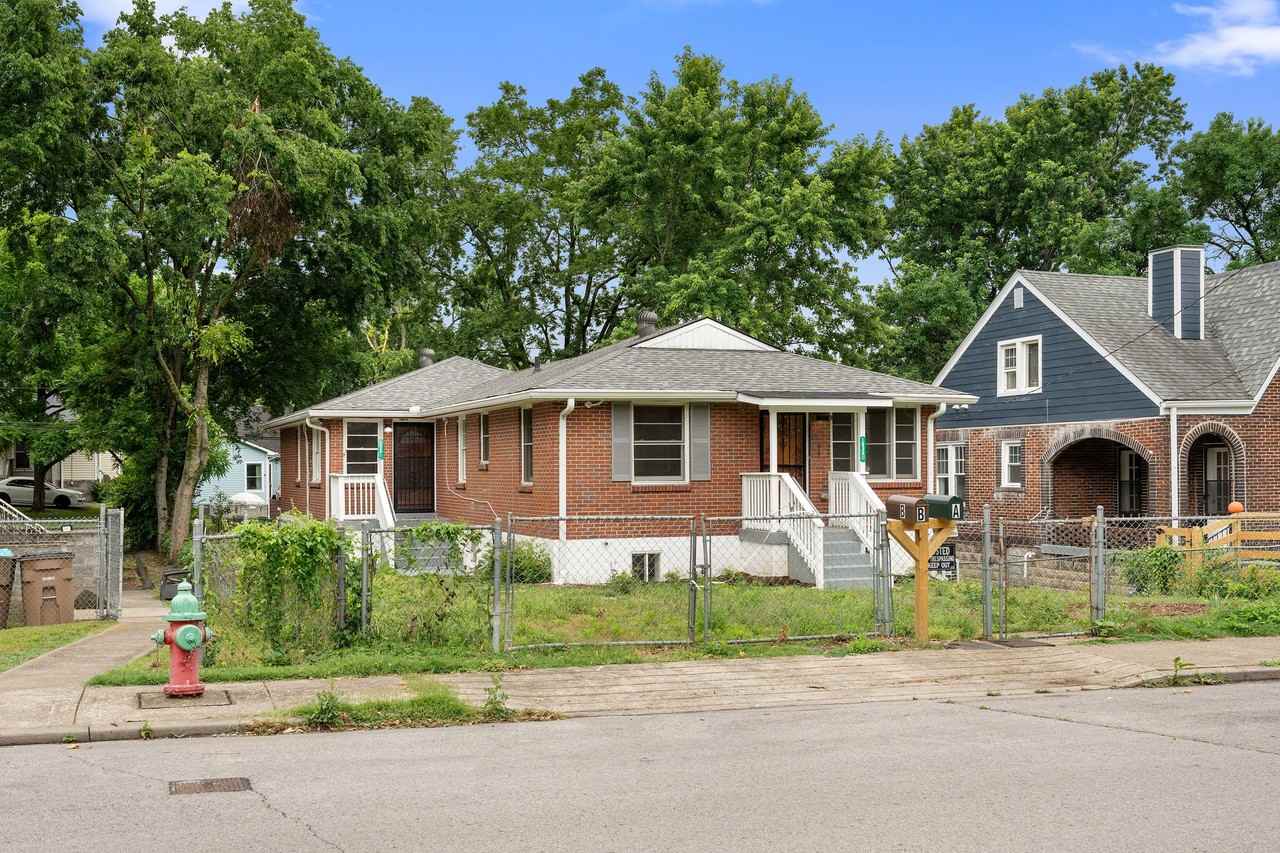 1036 Seymour Ave #A - Photo 5 of 36