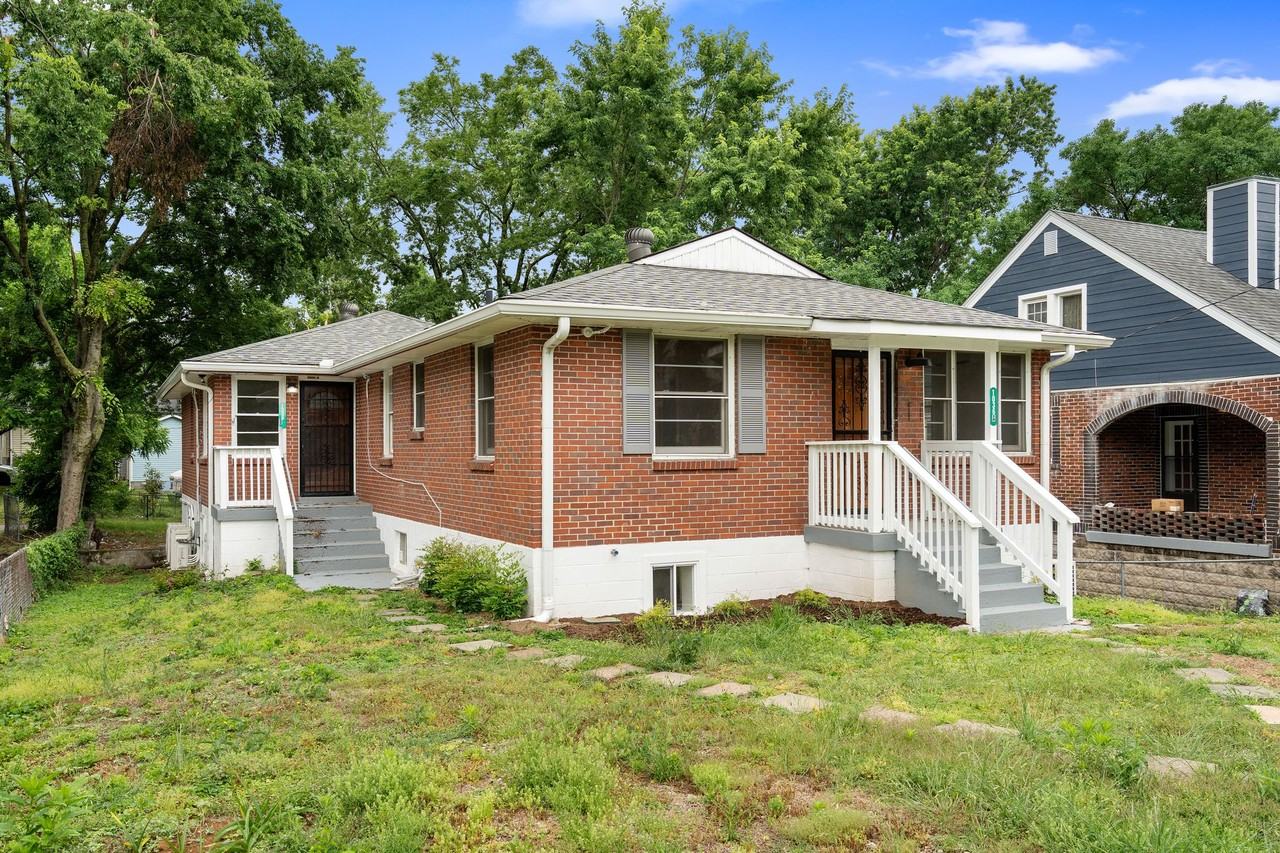 1036 Seymour Ave #A - Photo 6 of 36