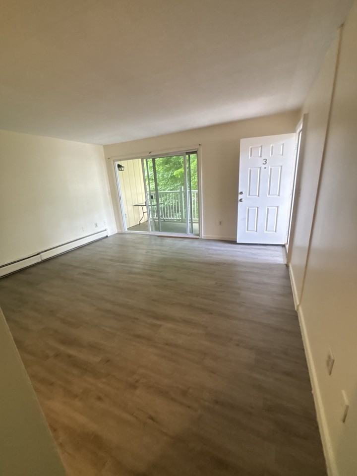 13 Gilmore Pond Road - Photo 2 of 10