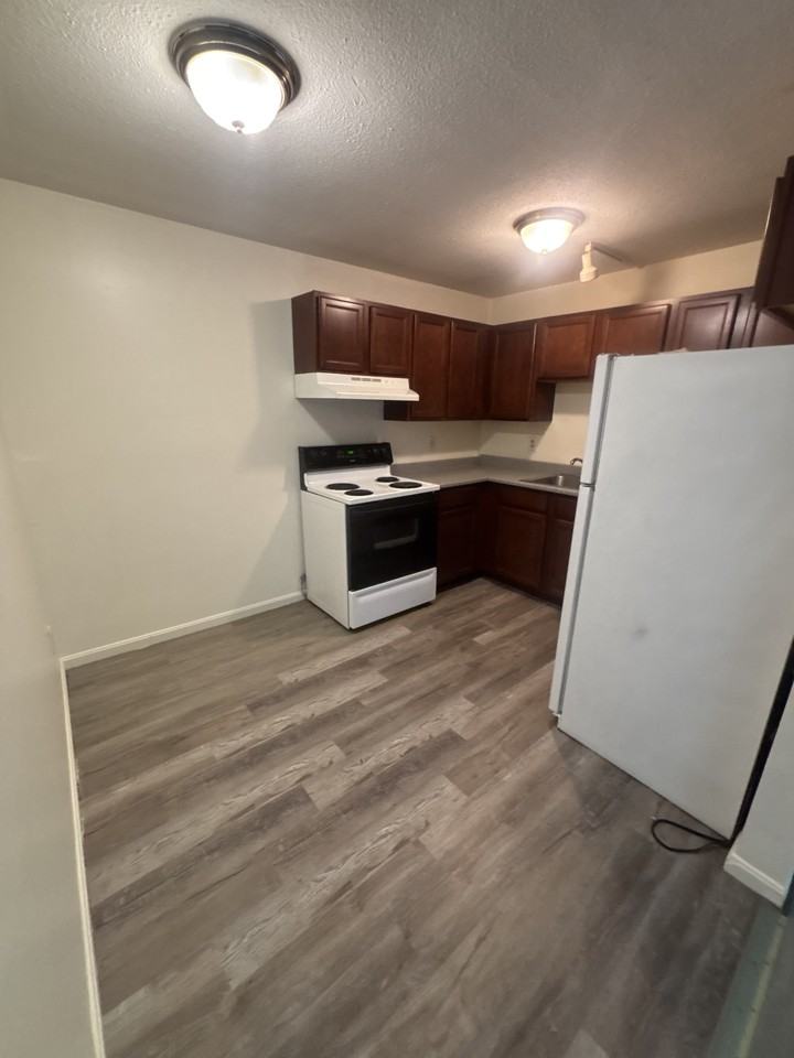 13 Gilmore Pond Road - Photo 3 of 10
