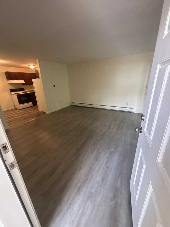 13 Gilmore Pond Road - Photo 4 of 10