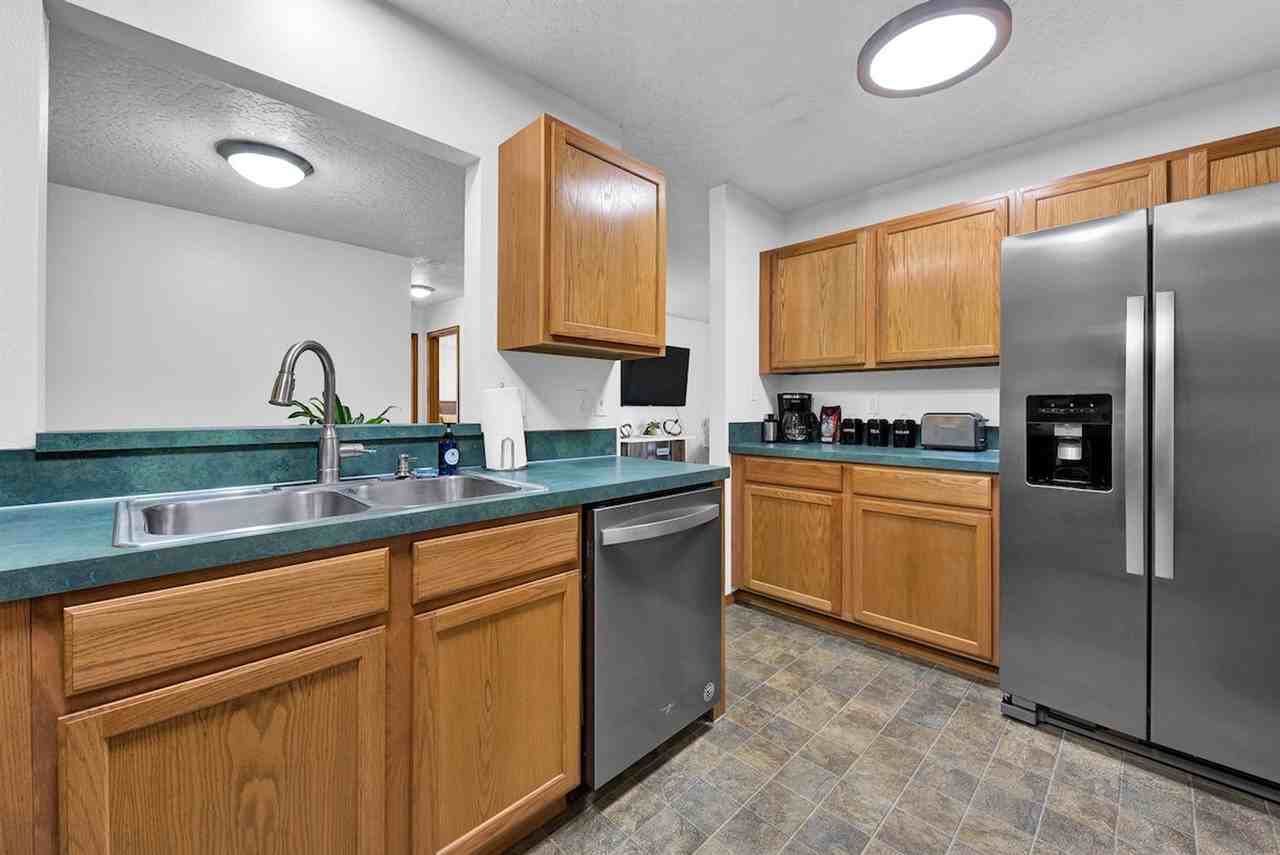 1005 W Targee St #1547106P - Photo 2 of 15