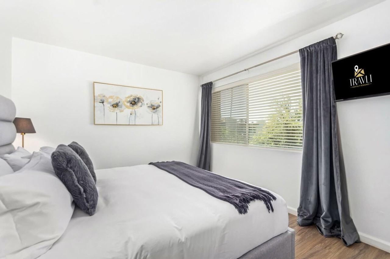 4610 N 68th St #1558642P - Photo 7 of 29