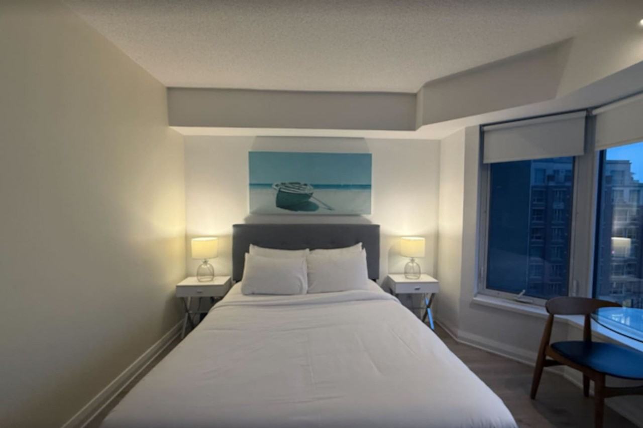 155 Yorkville Ave #1559012P - Photo 4 of 50