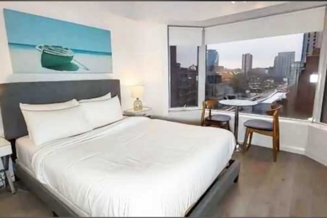 155 Yorkville Ave #1559012P - Photo 5 of 50