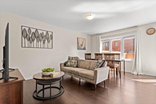 33 Kilmarnock Cres - Photo 1 of 1