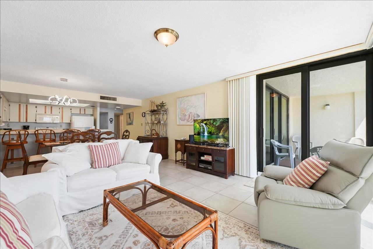 8145 Jimmy Buffett Memorial Highway #1564168P - Photo 2 of 50