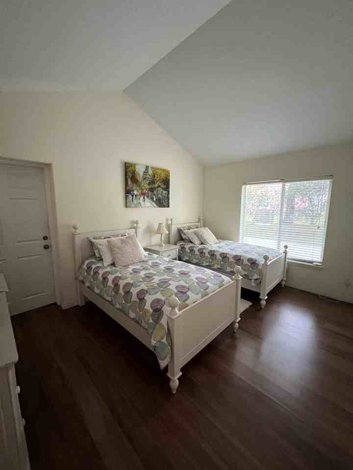 7546 Swiss Fairways Ave #1565897P - Photo 5 of 17