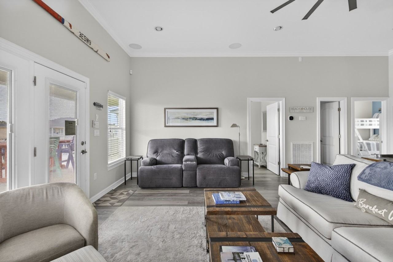 956 Biscayne #1560830P - Photo 6 of 50