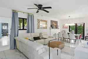 featured image of 8280 Ne 1st Pl