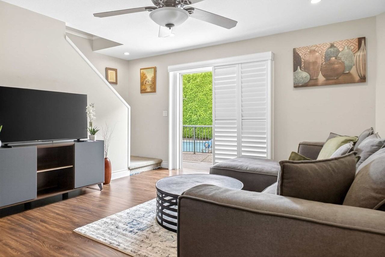 8470 142a St #1569585P - Photo 7 of 44