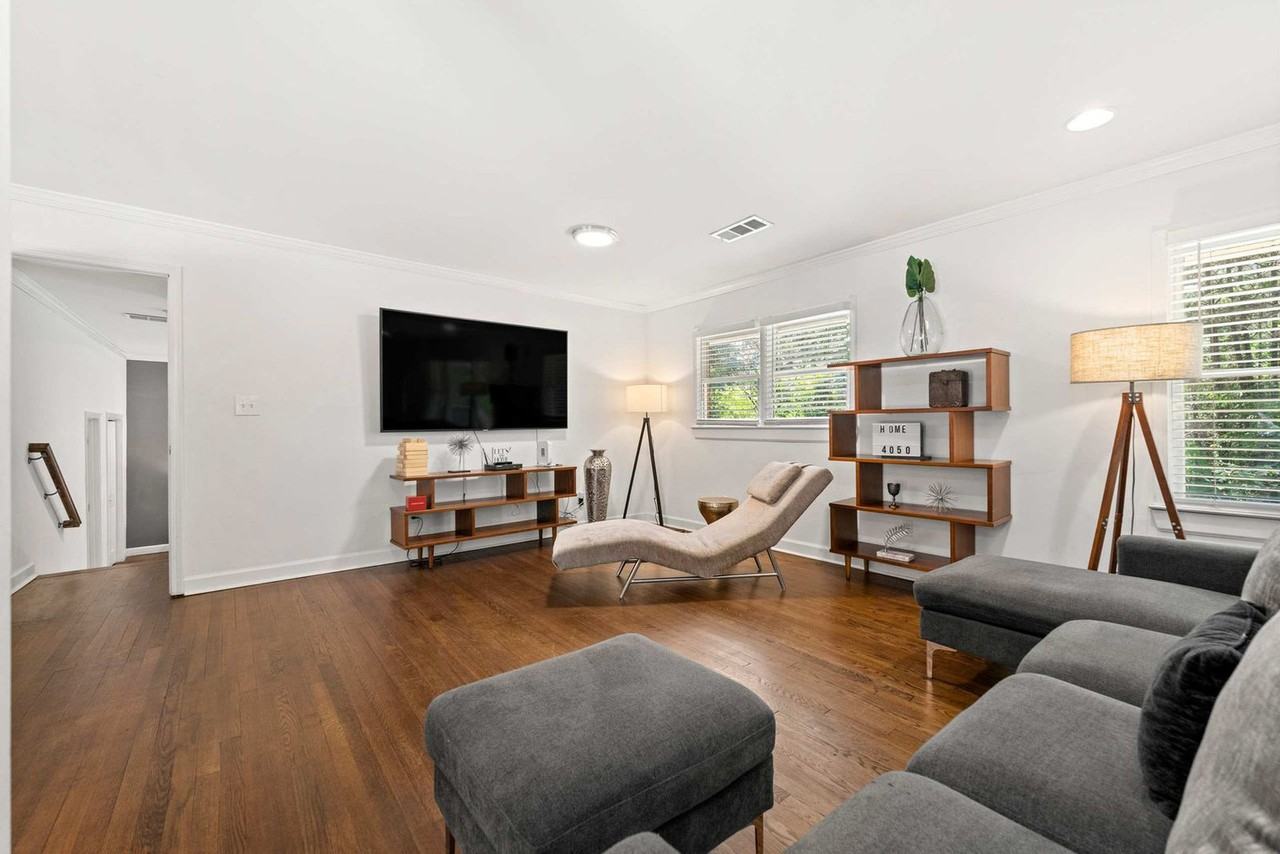 4050 Washington Rd #1569860P - Photo 3 of 50