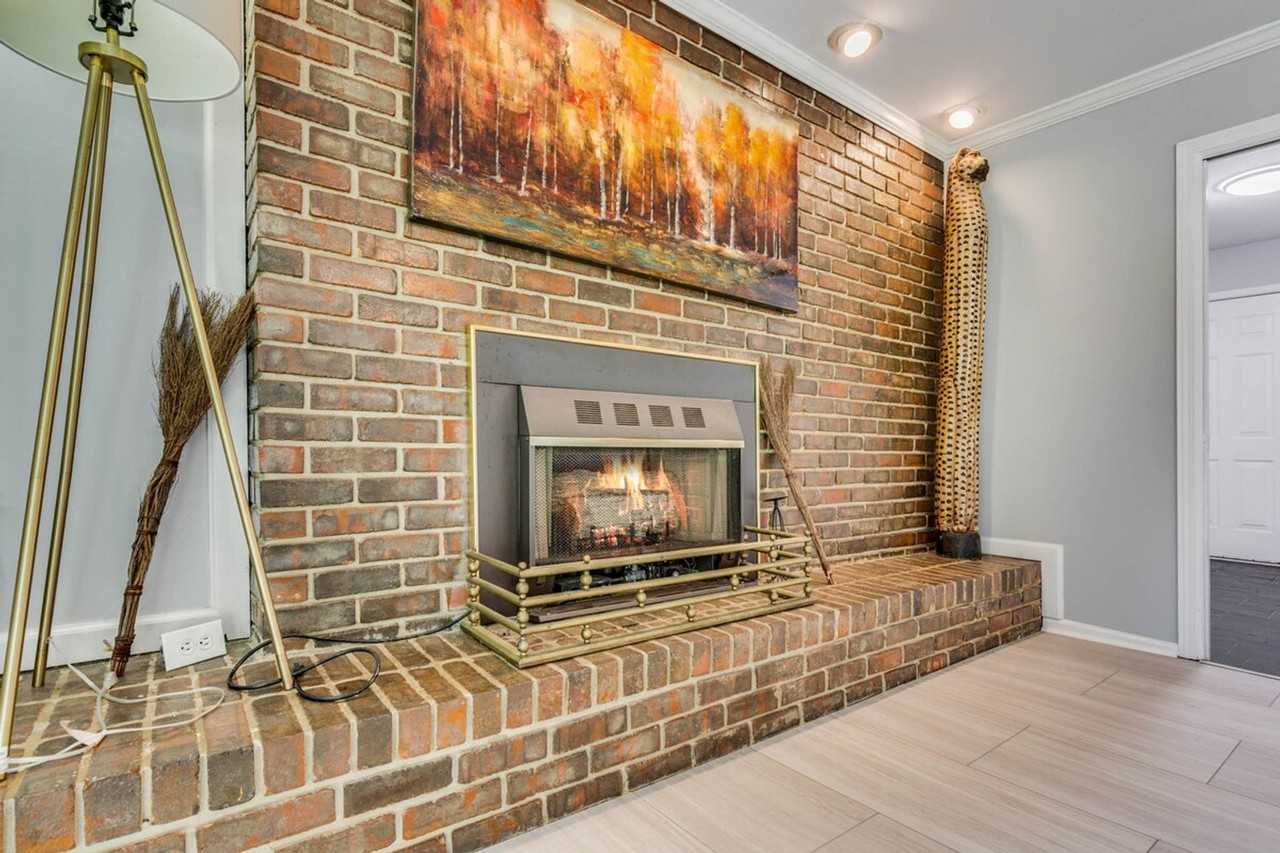 2500 Rockbridge Rd Nw #1569851P - Photo 2 of 50