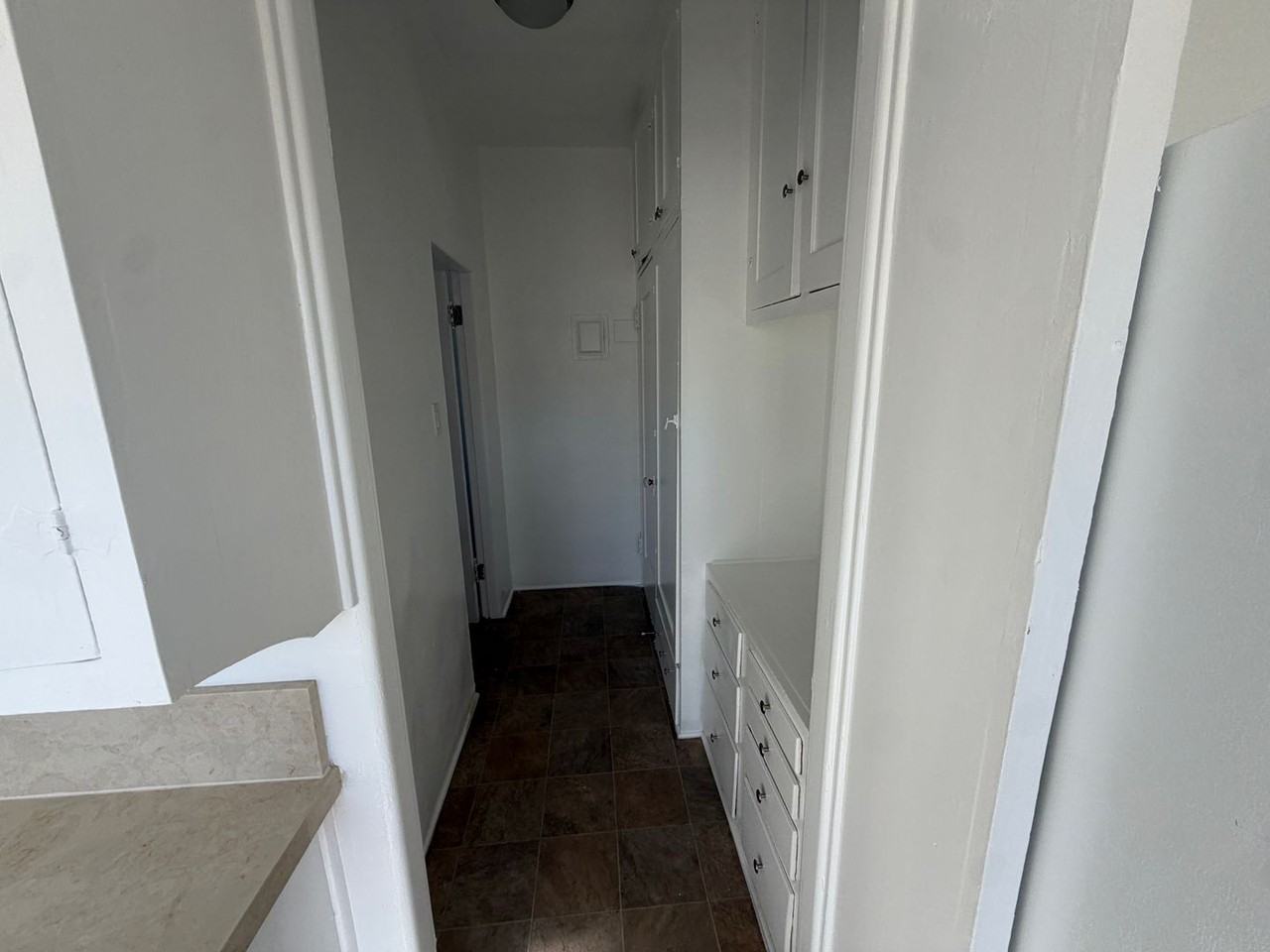 2335 Miramar St - Photo 4 of 9