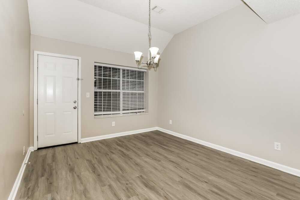 4509 Ravenwood Pl - Photo 6 of 17
