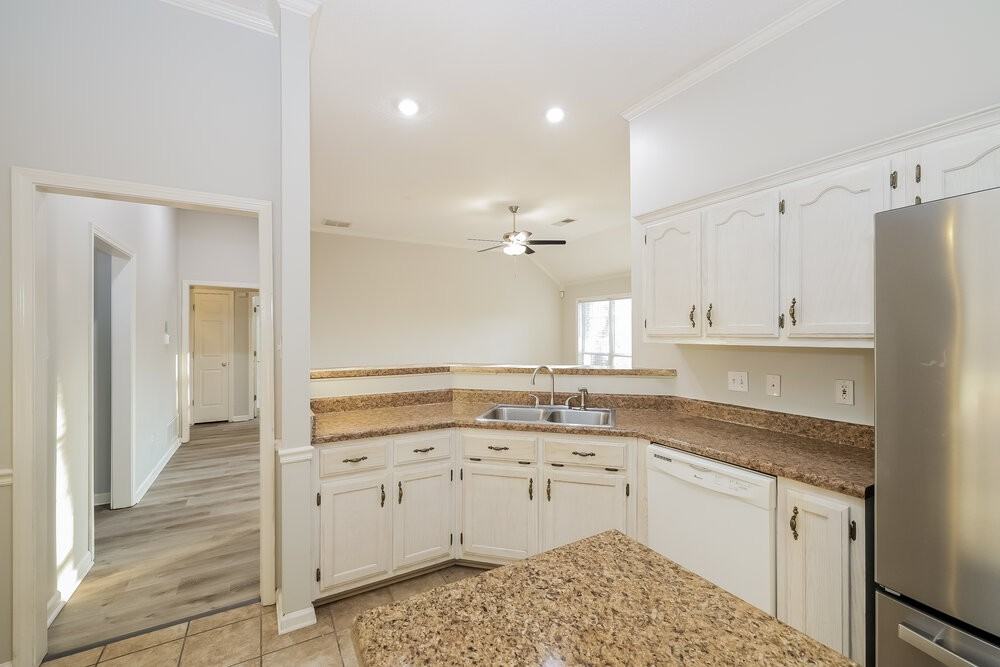 25 Oakland Woods Cv - Photo 7 of 17