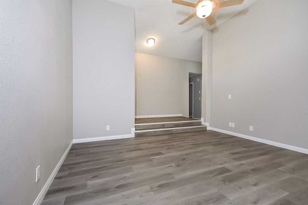3316 Sturbridge Cir - Photo 4 of 21