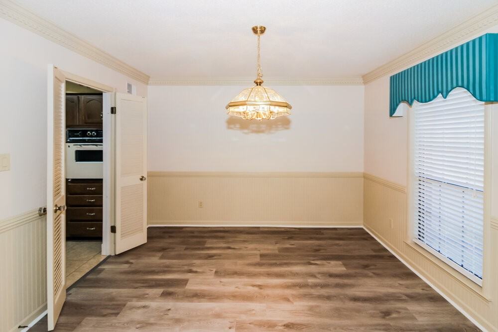 3467 Josee Ln - Photo 4 of 16